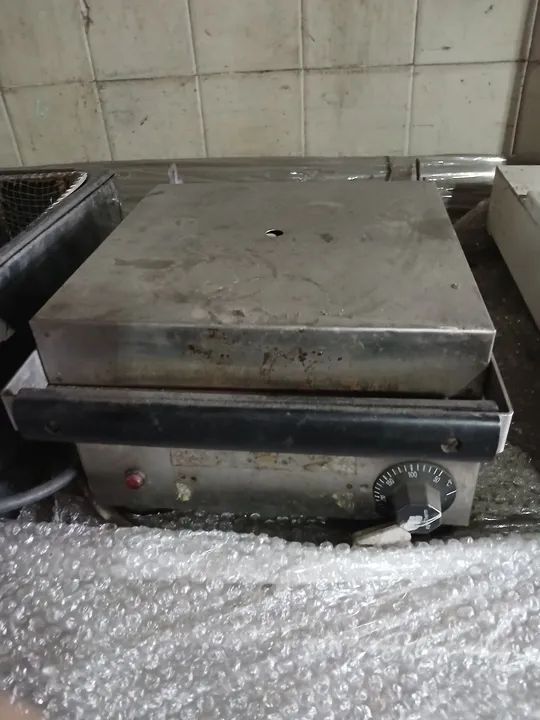 Chapa para lanches elétrica 