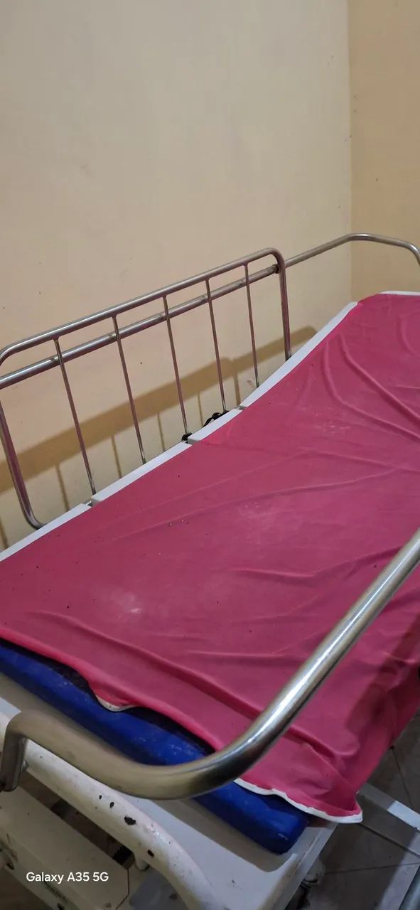 Cama hospitalar sem colchão  - Foto 2