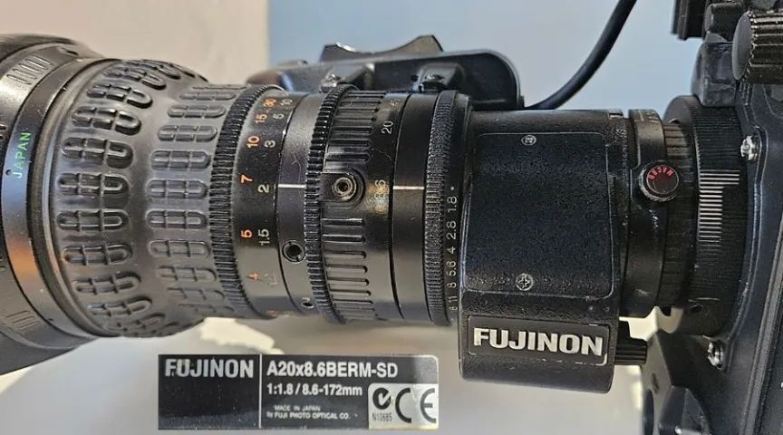 câmera sony dvcam modelo DSR-400. Lente com duplicador - Foto 3