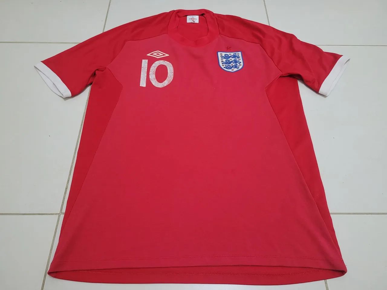 Original England Umbro Red Shirt #10 Rooney