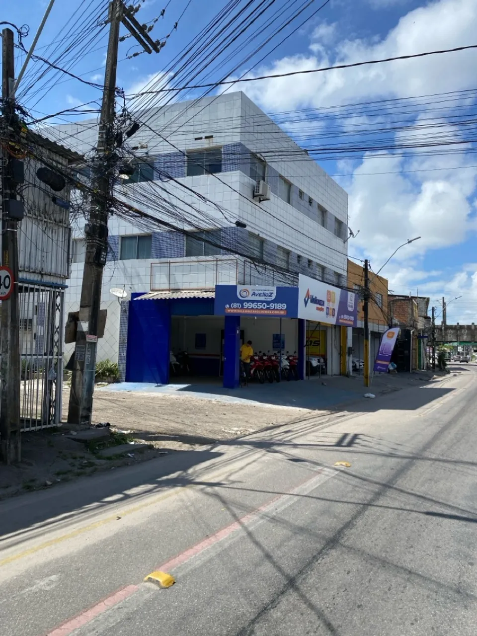 Loja em Afogados numa avenida muito movimentada