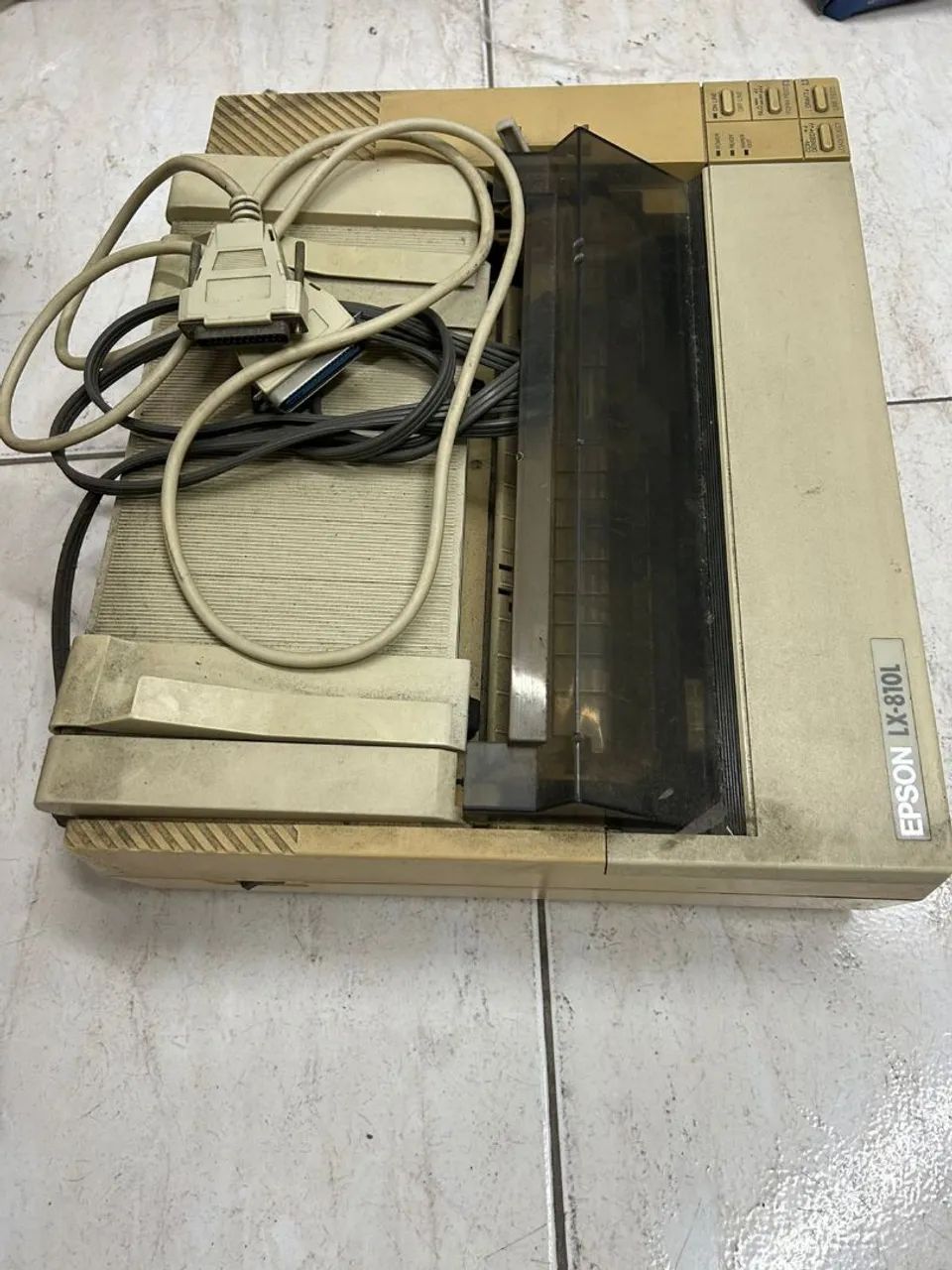 MÁQUINA ELÉTRICA DE ESCREVER USADA