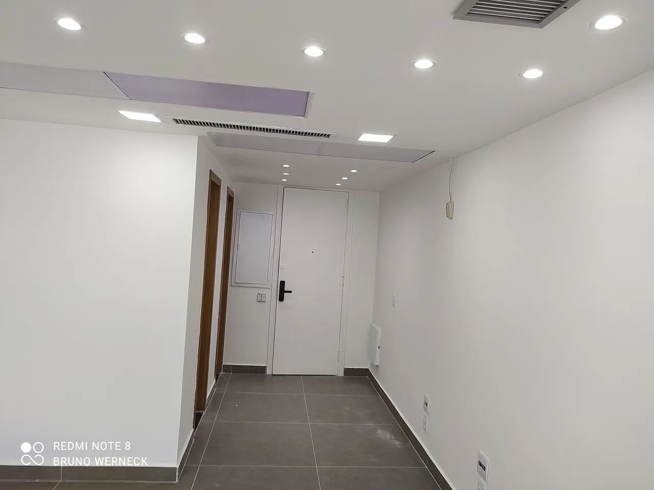 Linda Sala Comercial de 45m2 Para Locação - Completamente Reformada - Foto 5