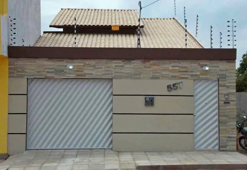 Casa no monte castelo