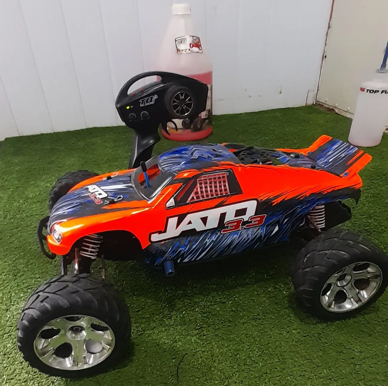 Carro de Controle Remoto JATO 3.3 Nitro