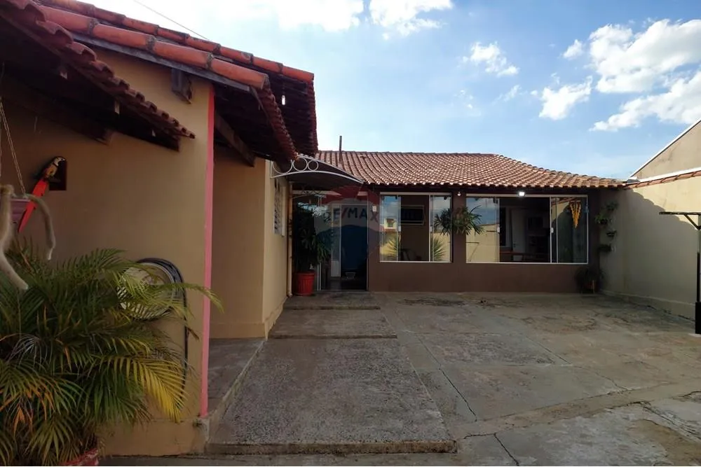 Casa à venda em Mogi Guaçu Parque São Camilo 2 quartos 150m²