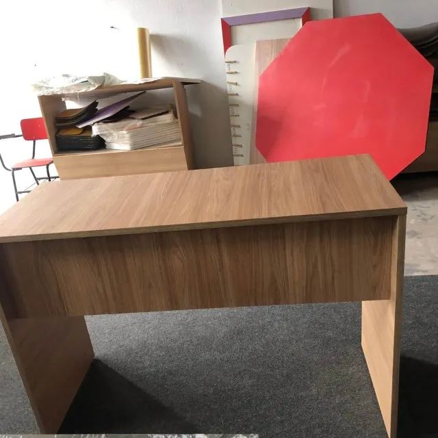MESA DE ESCRITORIO \ MESA PROFESSOR \ MESA COM GAVETAS \ ESCRIVANINHA - Foto 3