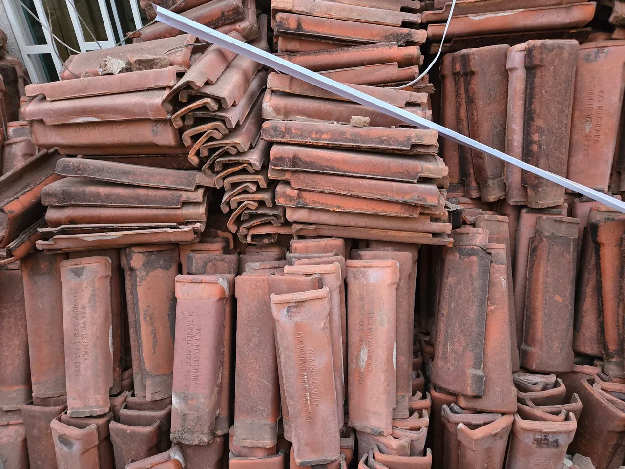Telhas de Cerâmica para Construção
