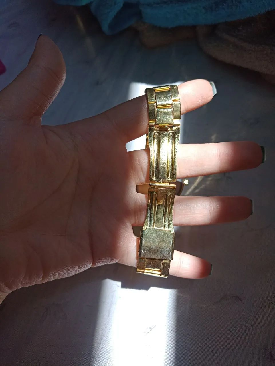 Kit Relógio + Pulseira Dourada Feminina - Foto 4