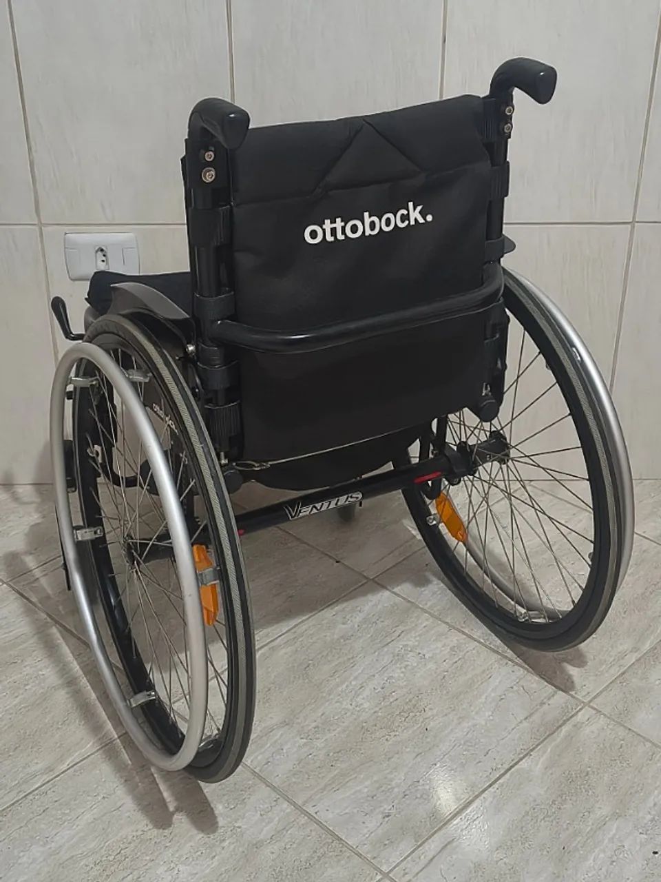 Cadeira de rodas Ottobock Ventus (semi nova) - Foto 2