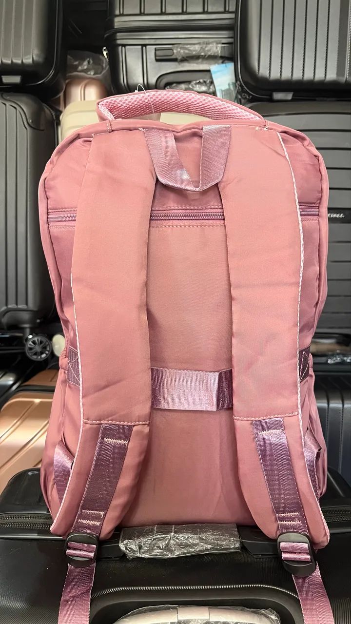 Mochila feminina impermeável  - Foto 5