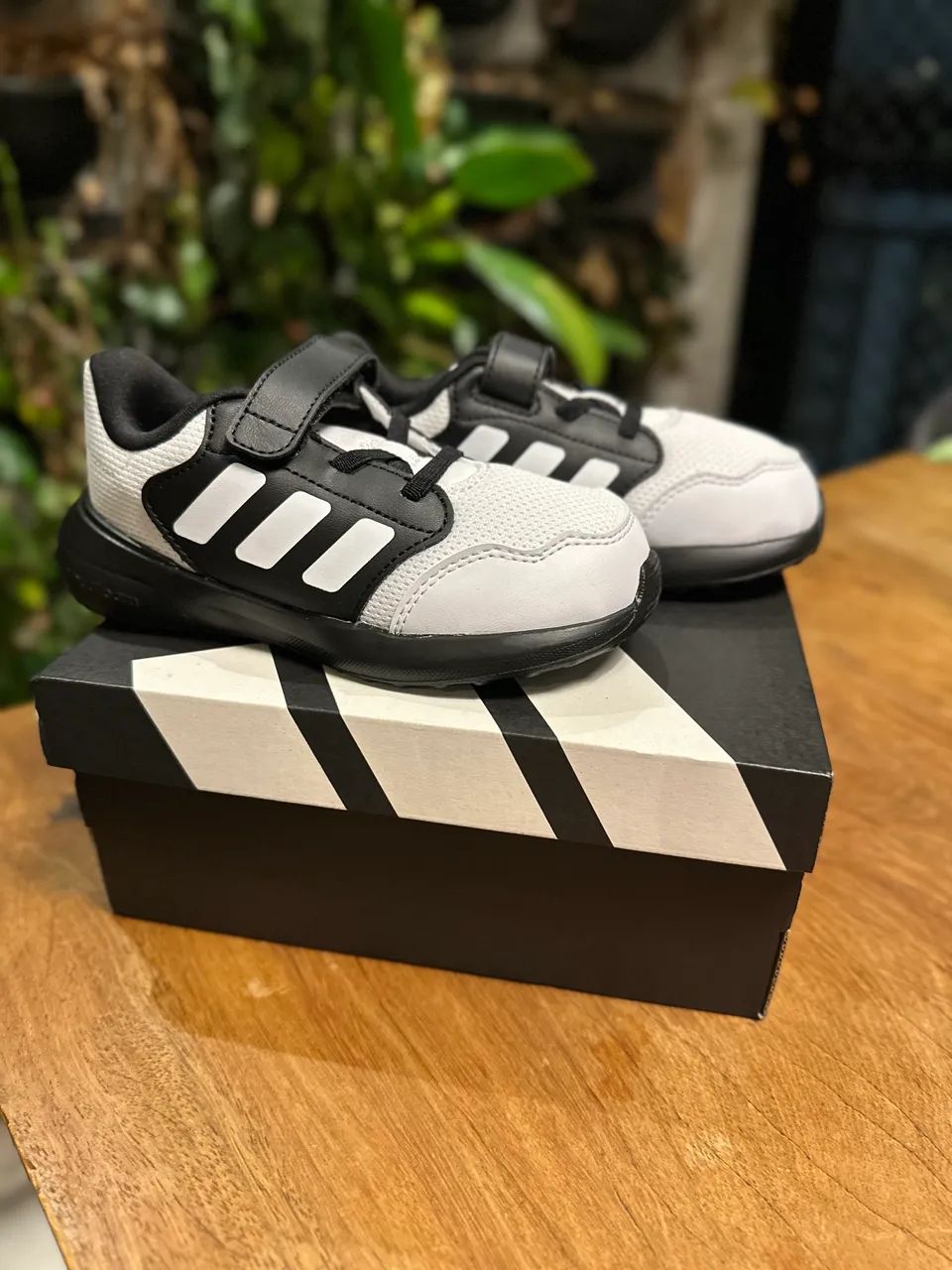Tenis Adidas Tensaur Run 3.0 - Foto 5