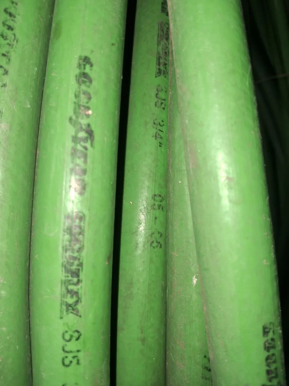 Mangueira 3.4.marca Goodyear  lonada.. ótima...para lavar  ..sem dobrar.... - Foto 3