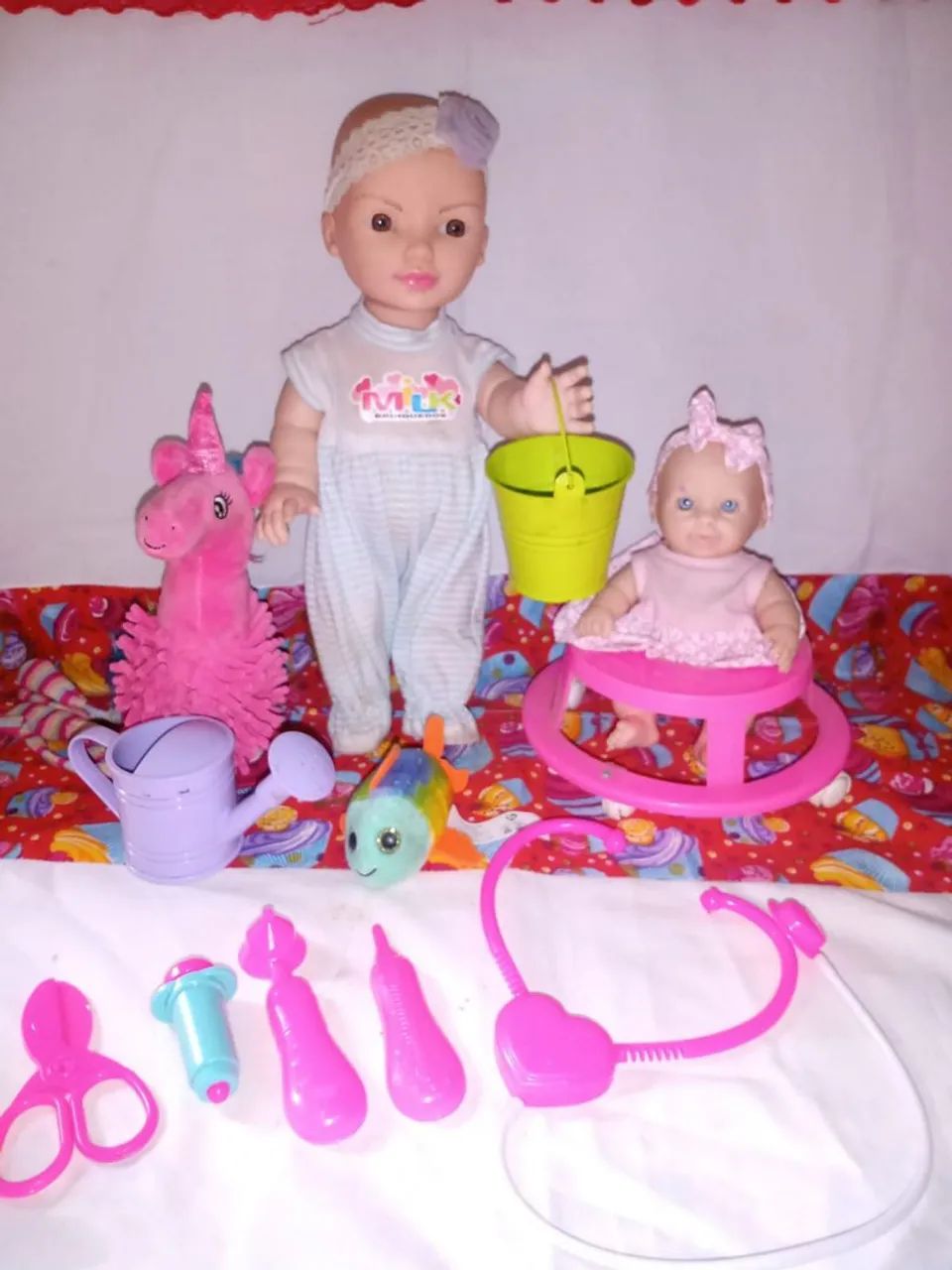 Lote Brinquedos e Bonecas Com Lindos Acessórios  - Foto 2