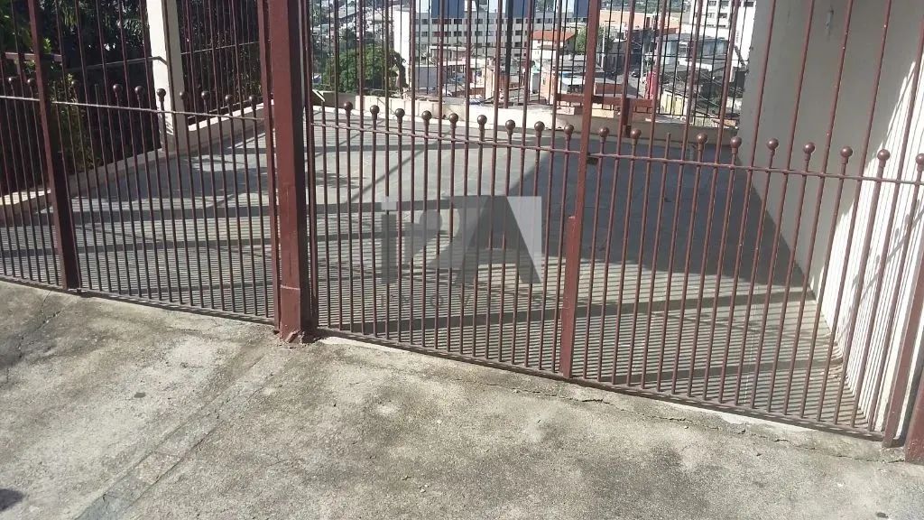 Imóvel para renda com 1 casa e 6 kitnets - Jaguaré SP