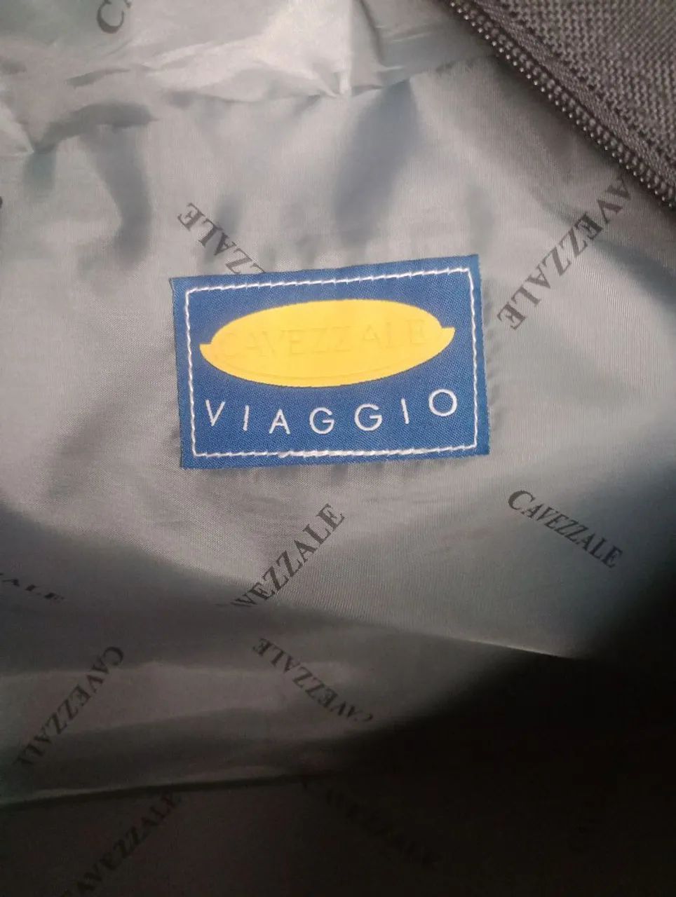 Bolsa de mão preta com detalhe - Foto 5