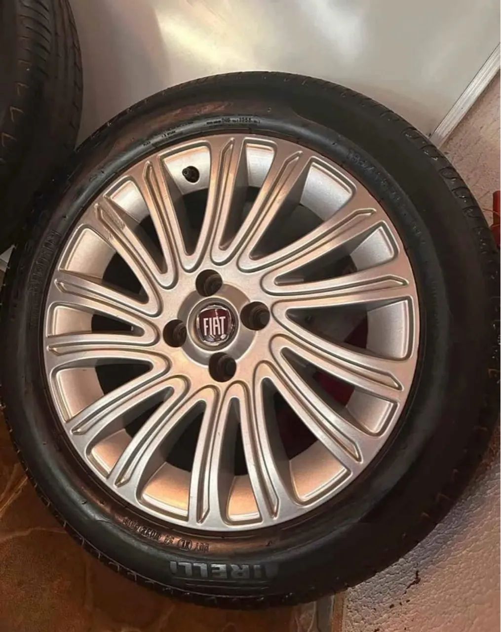 Roda aro 16 Fiat siena  - Foto 2