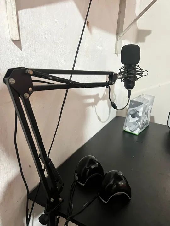 Microfone profissional com Braço Articulado