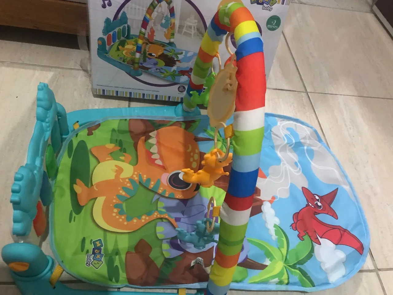 Tapete de Atividades para Bebê com Arco e Brinquedos