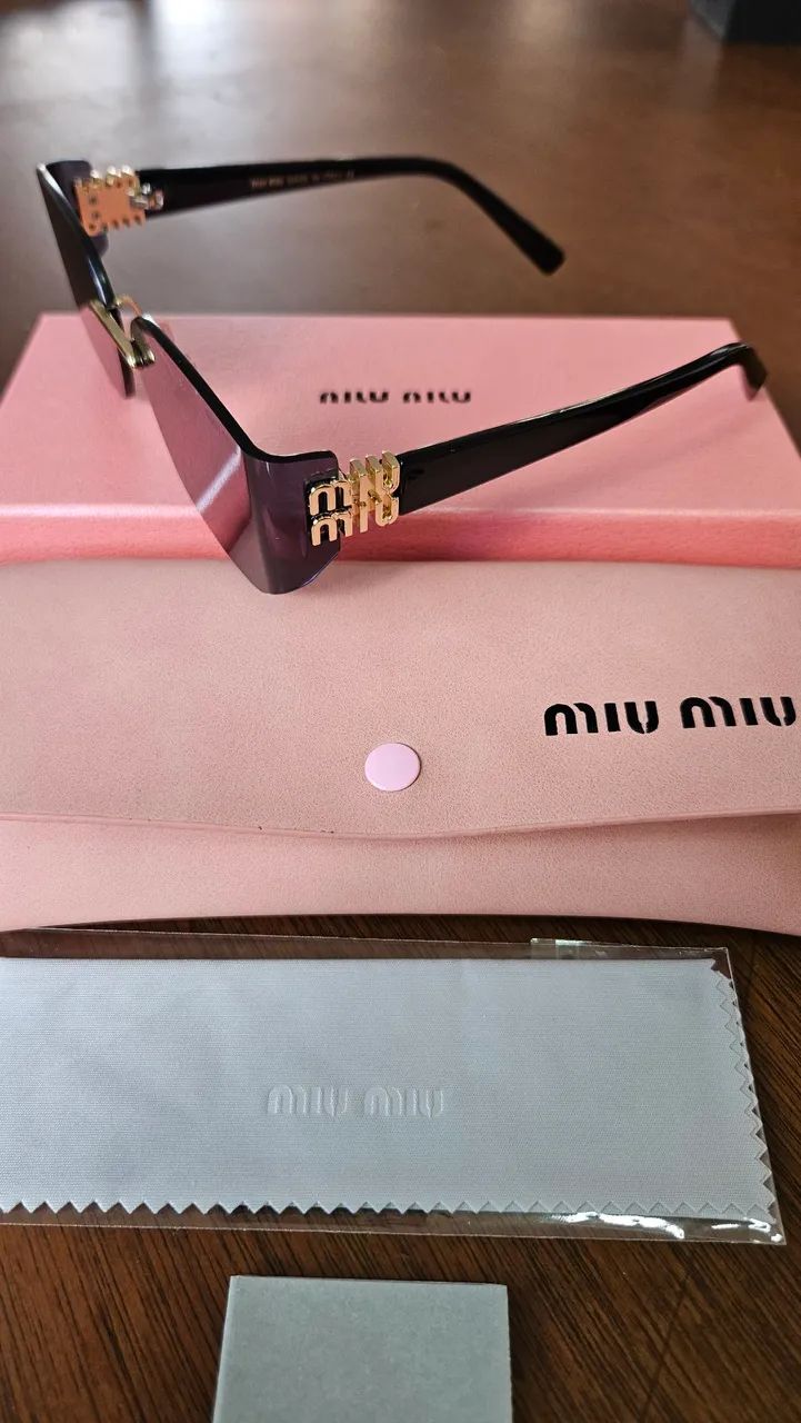 Óculos de sol Miu Miu - Foto 2