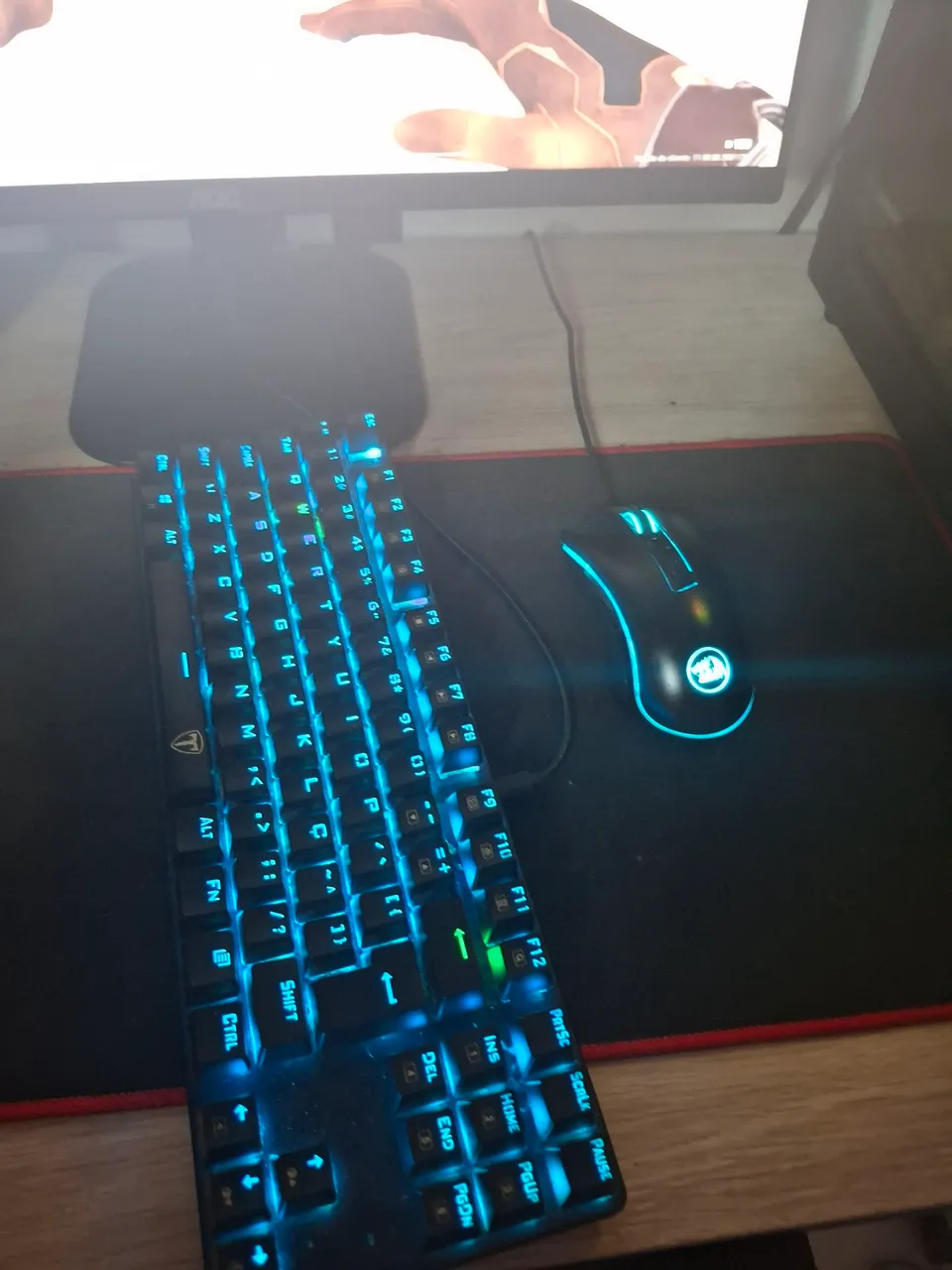 Teclado mecânico e mouse Red dragon