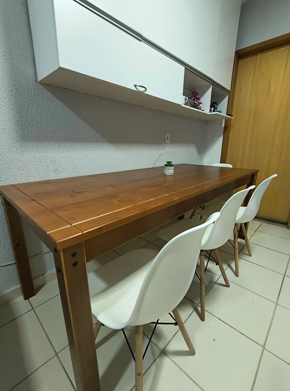 Mesa de Jantar em Madeira Maciça - Foto 3