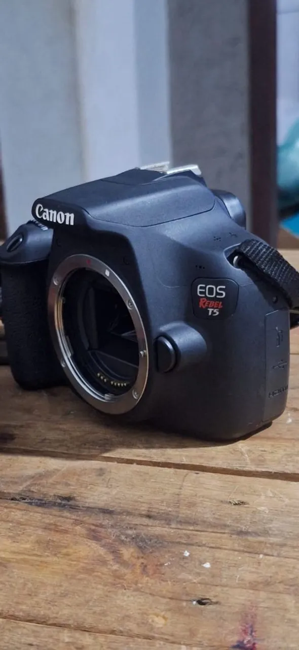 Câmera Canon T5 - Ótimo estado