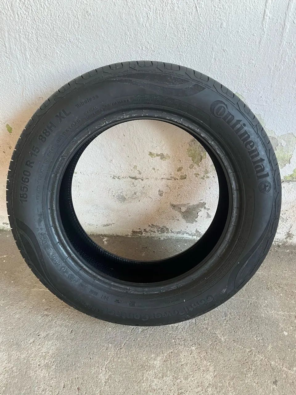 Pneu continental 185/60r15