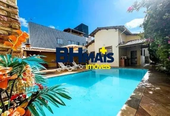 Espetacular Casa no Castelo: 4 Quartos, Piscina Aquecida e Muito Mais! - Foto 2