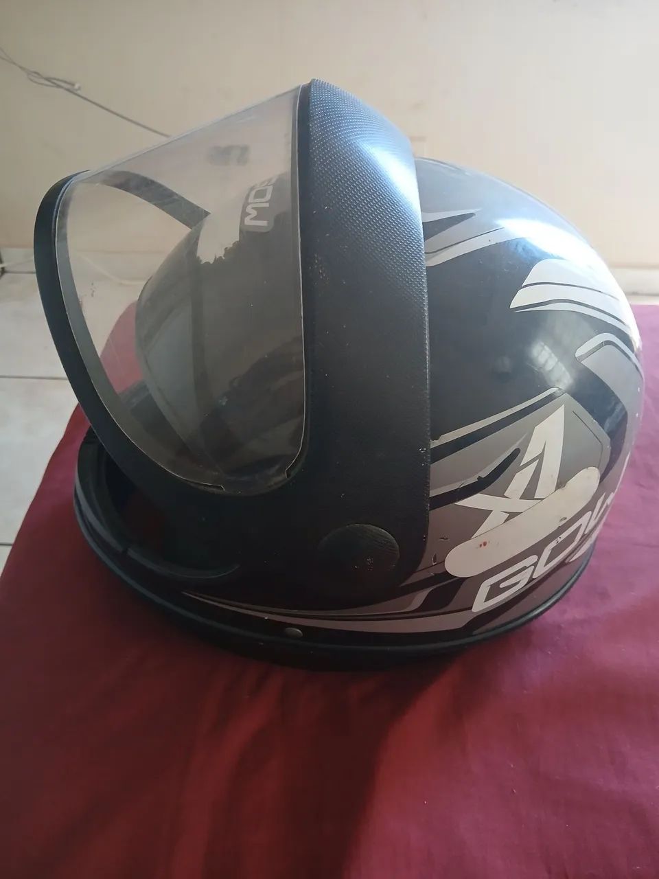 Capacete de Moto Gow - Tamanho M - Foto 4