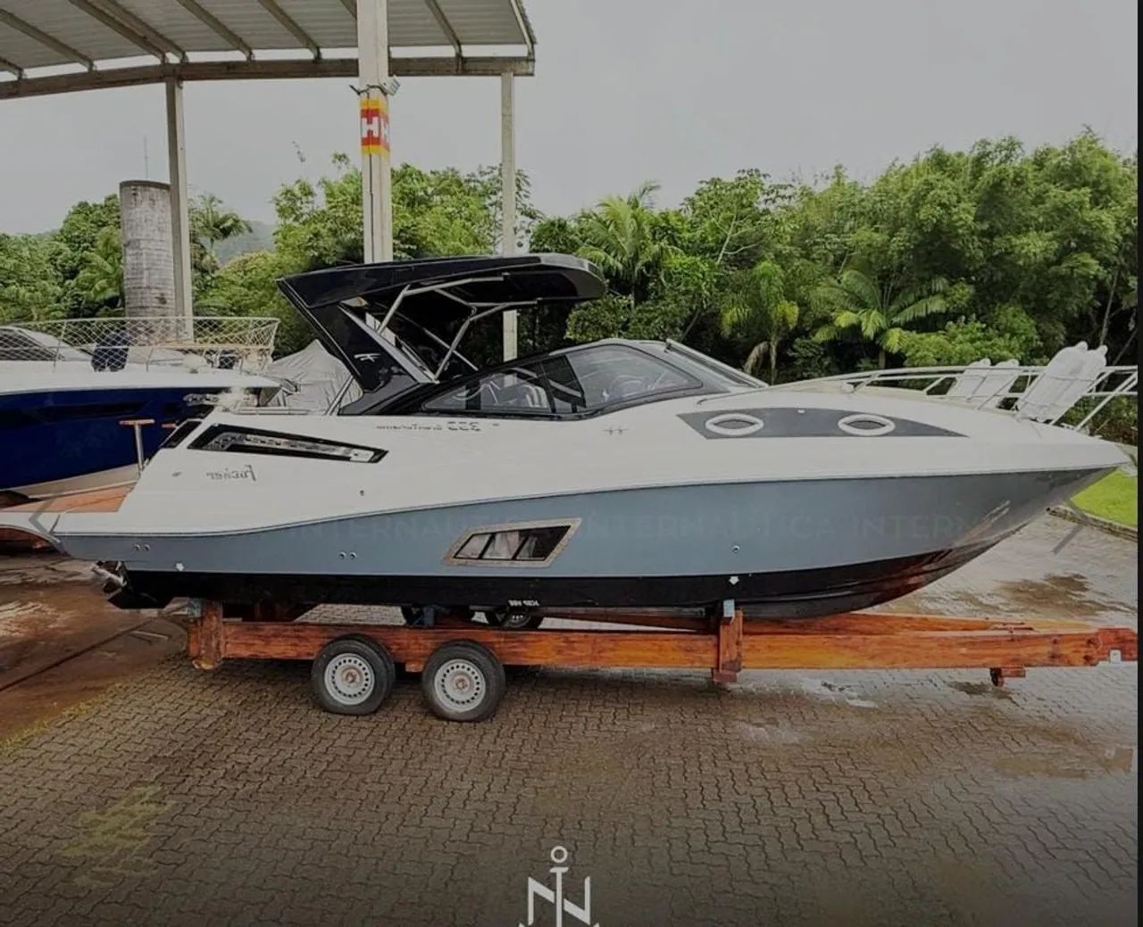 Focker 333 Gran turismo 2023 x2 Mercruiser 250 HP ñ Phantom Triton Fs Ventura