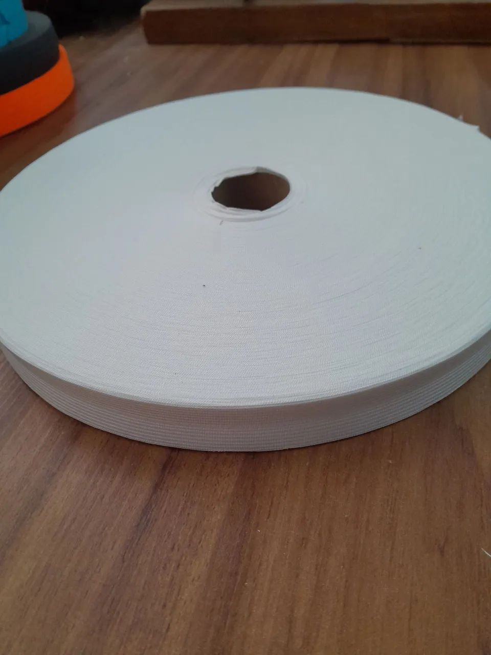 Vies de boneon 2,5 branco (rolo com 100 metros)