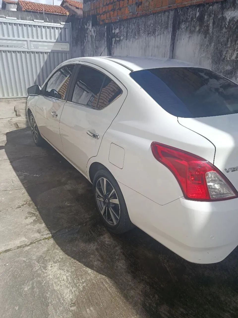 Nissan Versa VERSA SL 1.6 16V FlexStart 4p Aut. 2018