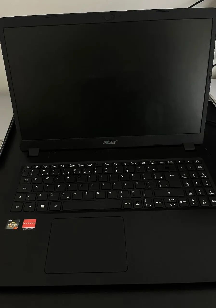 NOTEBOOK ACER RYZEN 7 (em perfeito estado somente a bateria viciada)