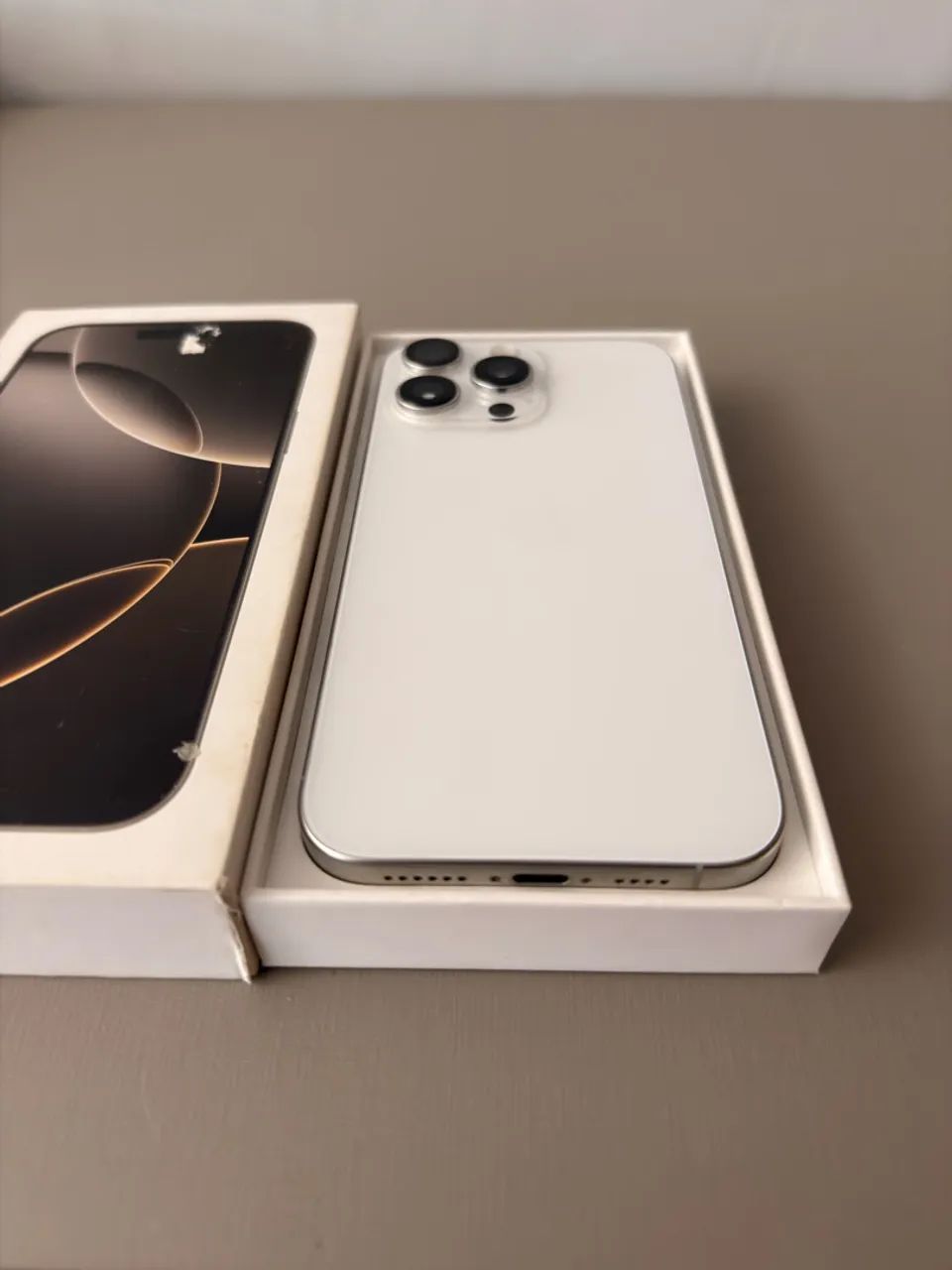 IPHONE 16 PRO MAX - 256 - 100% DE BATERIA - Foto 3