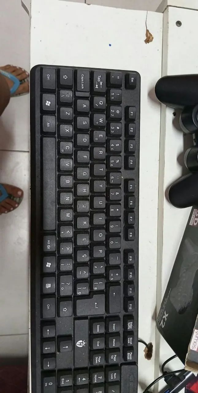 completo com jogos e 2 controle  - Foto 2