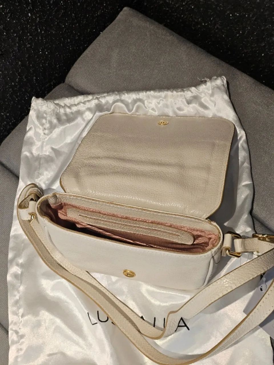 Bolsa Pequena Luz da Lua - Off White - Foto 5