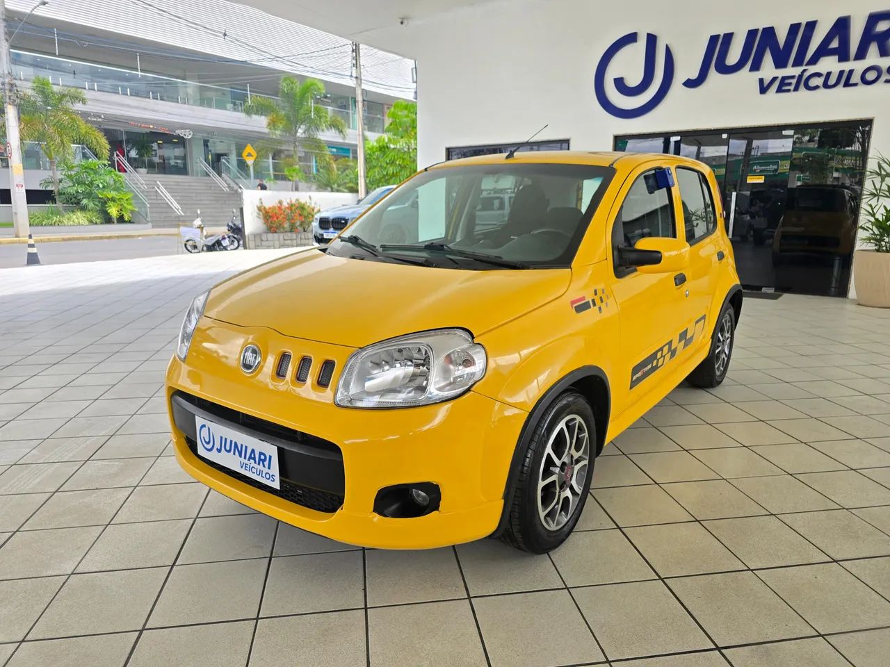Fiat Uno Sporting 1.4 EVO Fire Flex 8V 4P 2012 - Foto 4