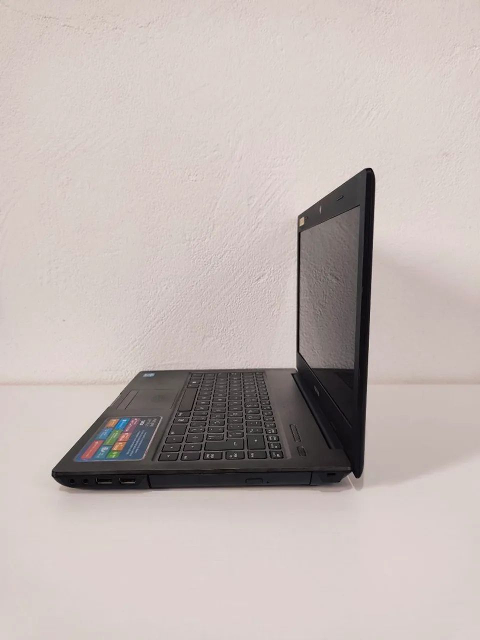 Notebook Positivo Core i3 - Top - Foto 4