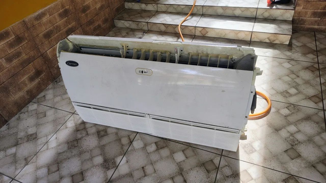 Evaporadora Carrier 30mil BTUs 