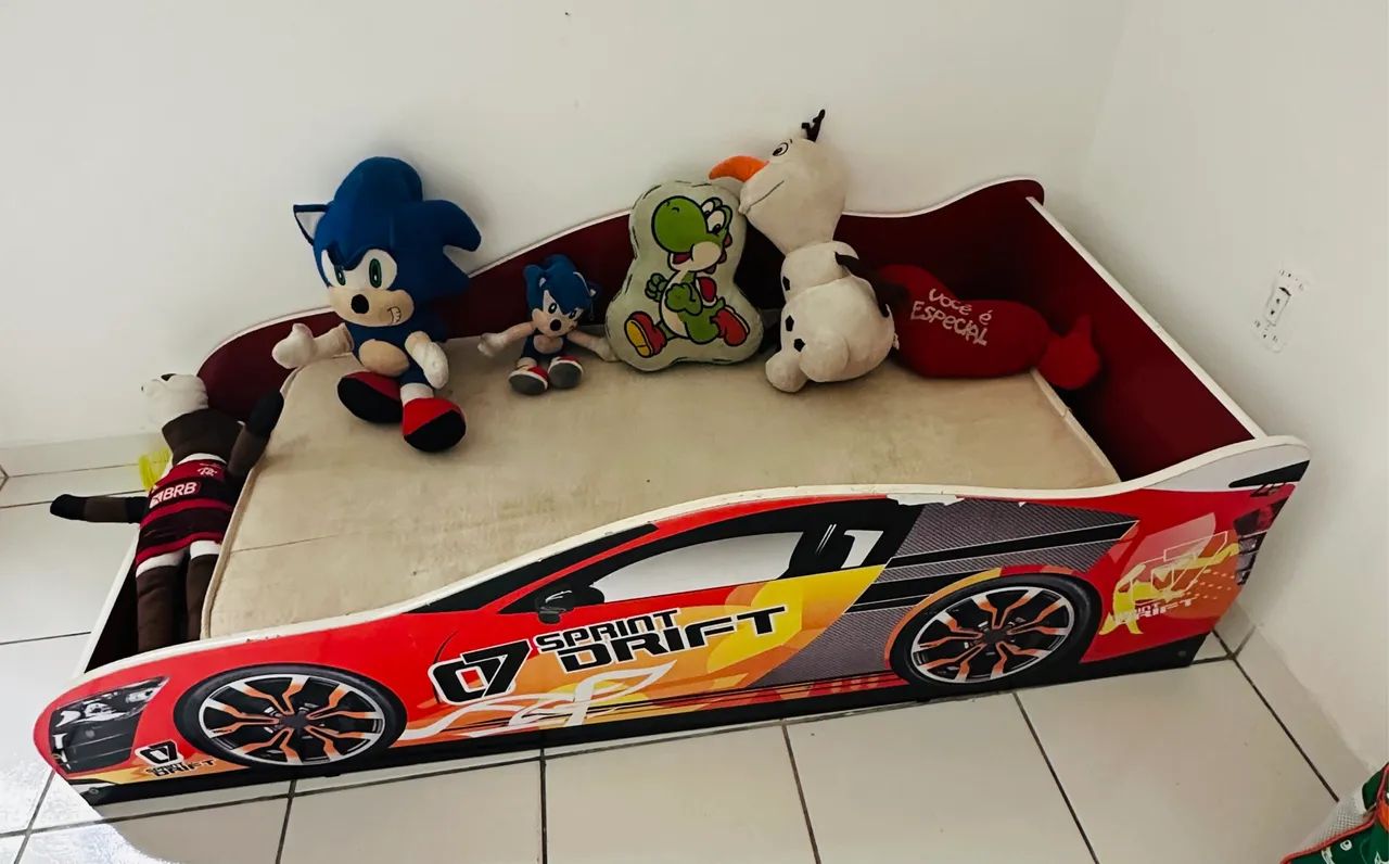 Cama infantil carro