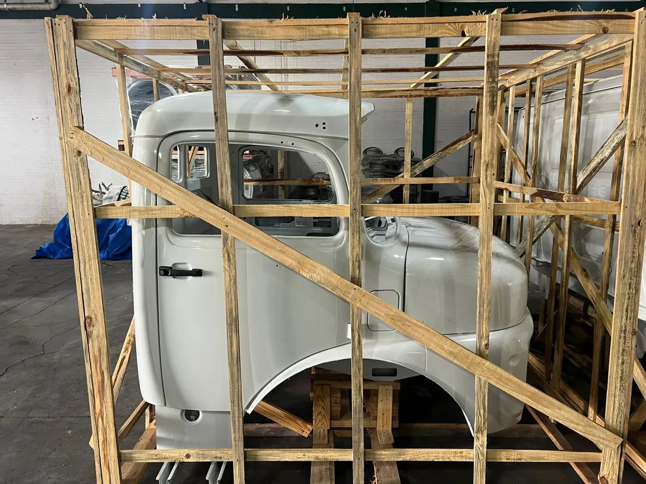 Cabine zero de Mercedes nova na caixa a pronta entrega  só largar em cima - Foto 5