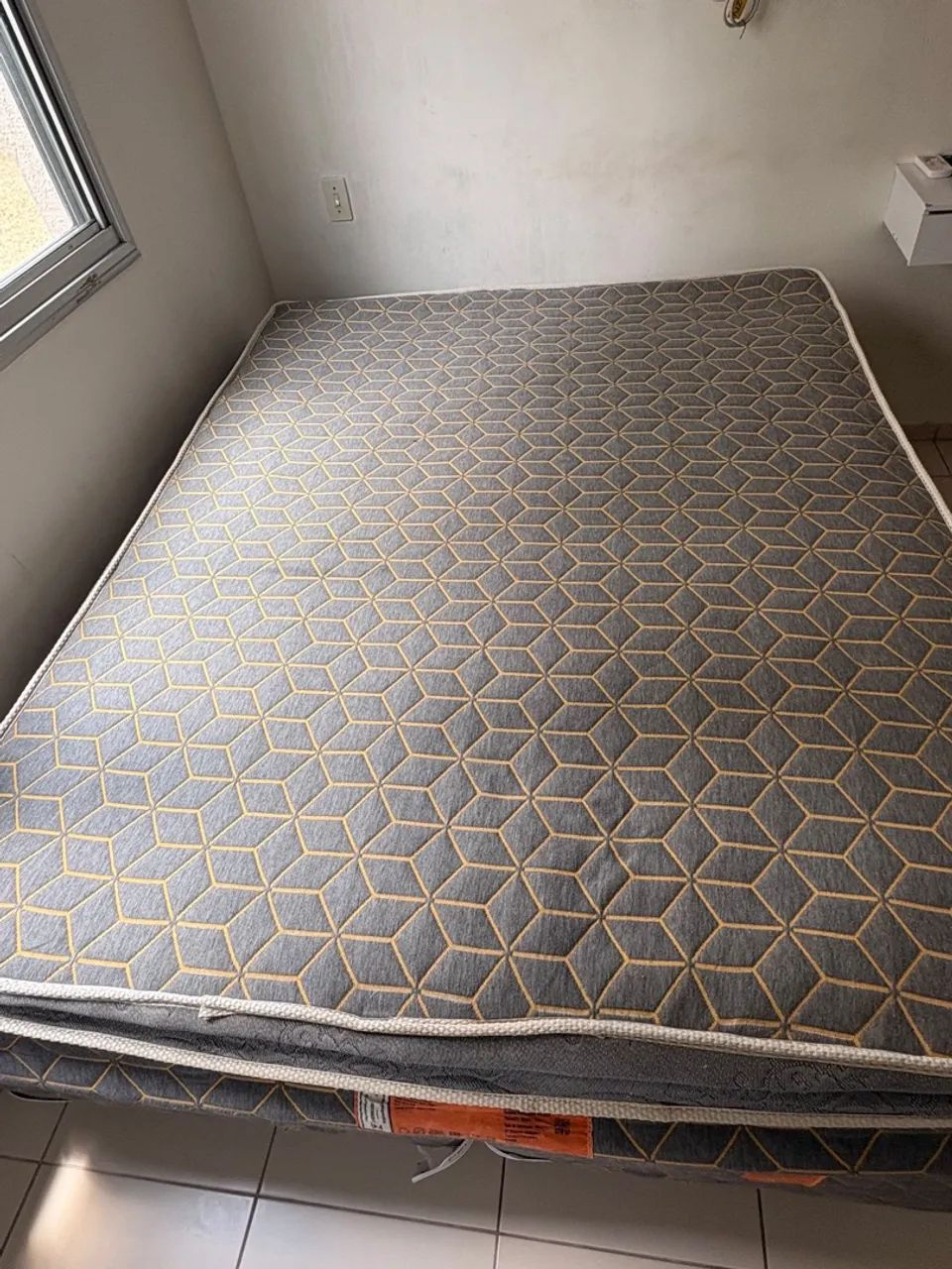 CAMA QUEEN - Foto 2