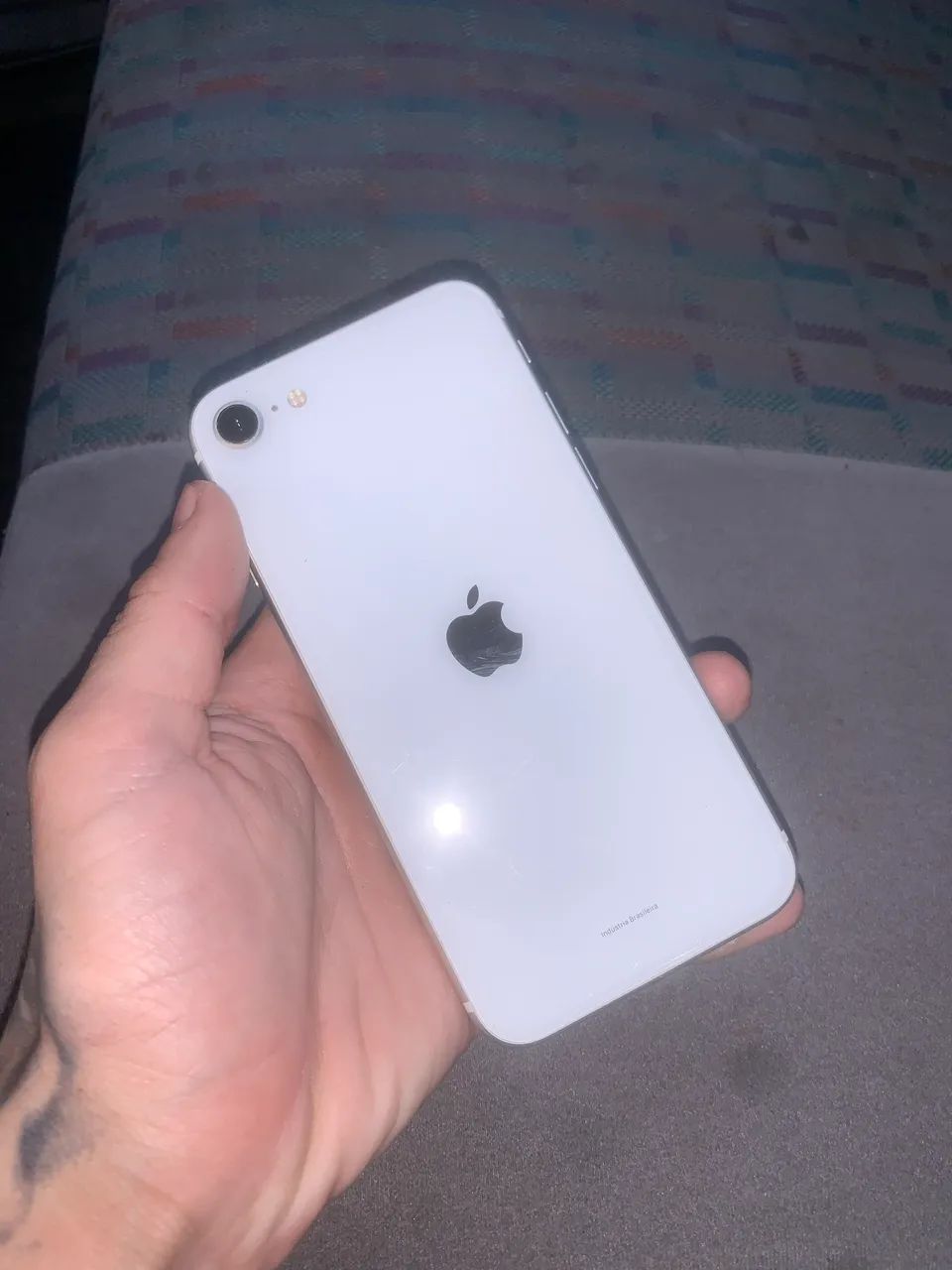IPHONE SE 2° GERAÇÃO 64GB - Foto 3