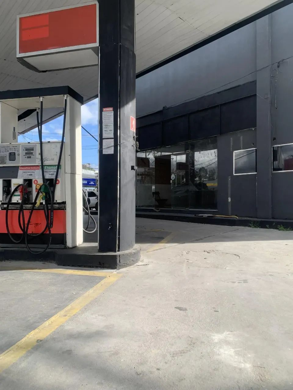 Prédio comercial com instalações para posto de combustível - São Gonçalo-RJ - Foto 4