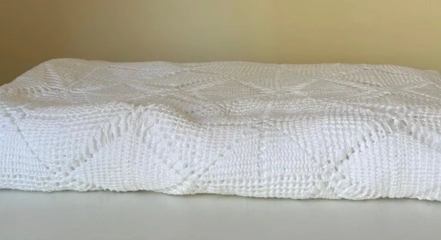 Colcha de Crochê Artesanal Branca - Foto 6