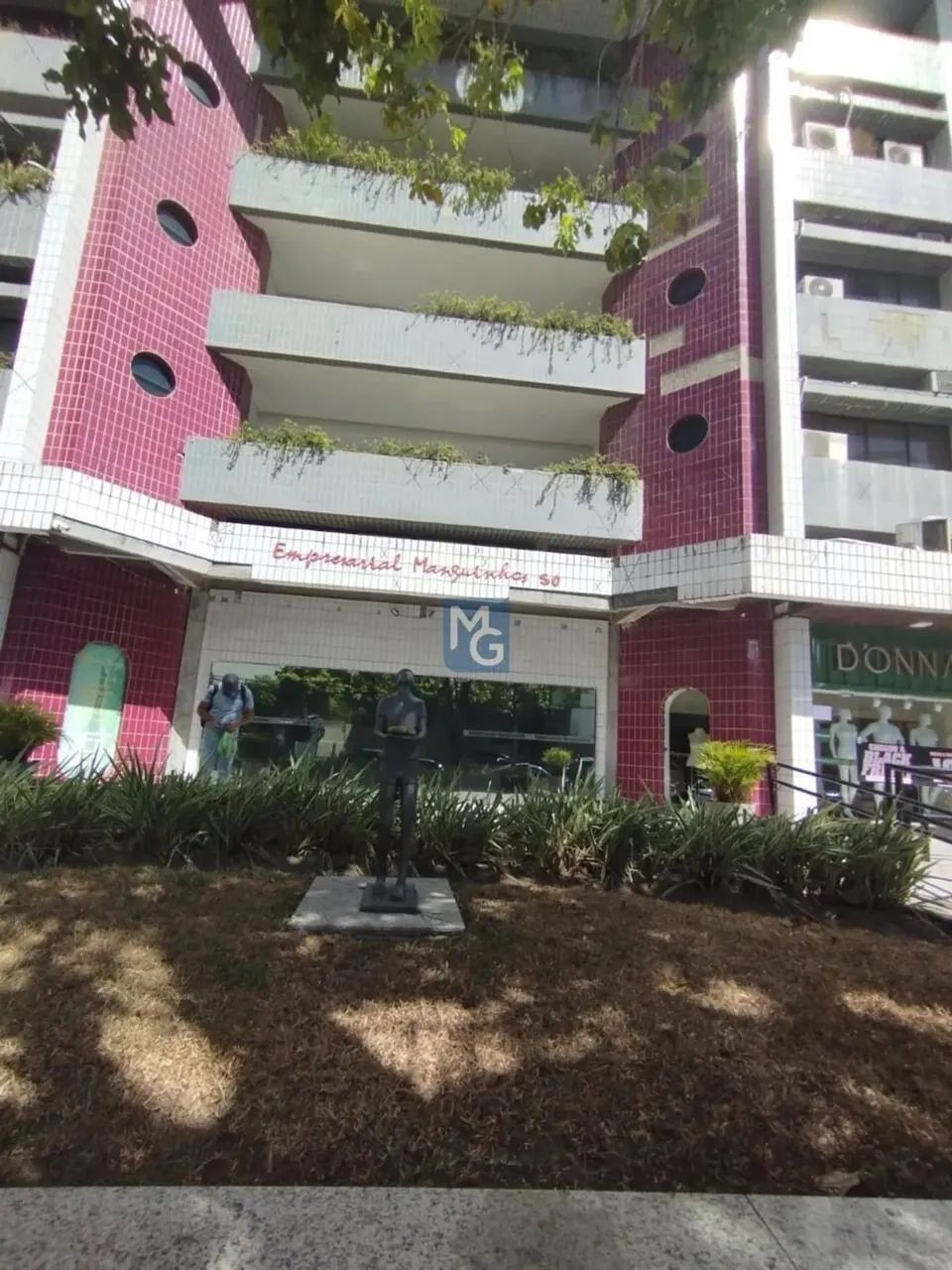 Sala comercial para alugar no bairro Graças - Recife/PE
