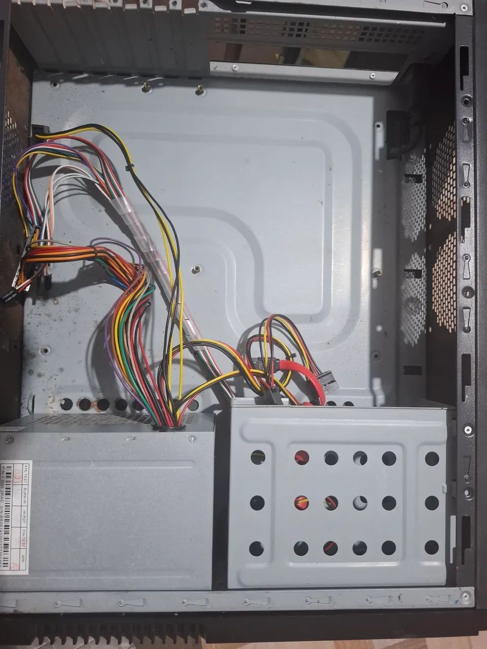 Gabinete  com fonte - Foto 3