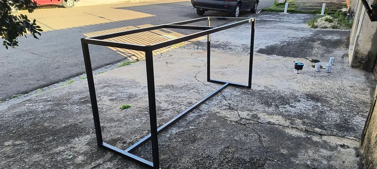 Base pra escrivaninha home Office sob medida Pc gamer 