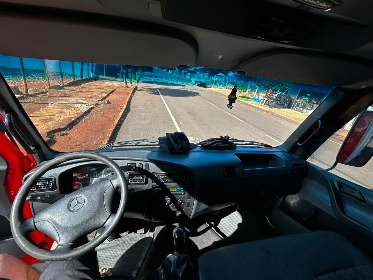 Accelo 815 - Foto 5
